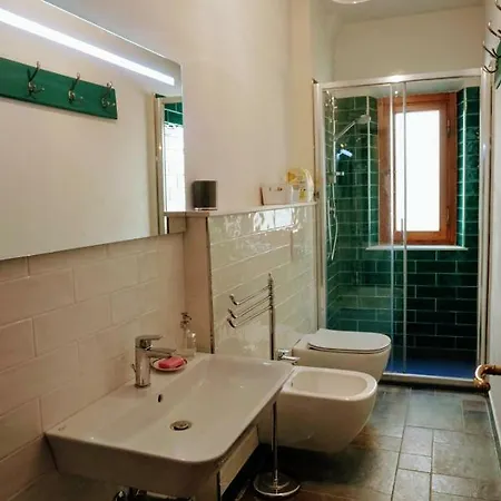 Casa Facto - Per Artisti E Turisti